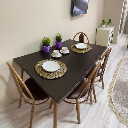 Оригинальная 1 Ком Квартира В Сердце Алматы Apartment Ngoại thất bức ảnh